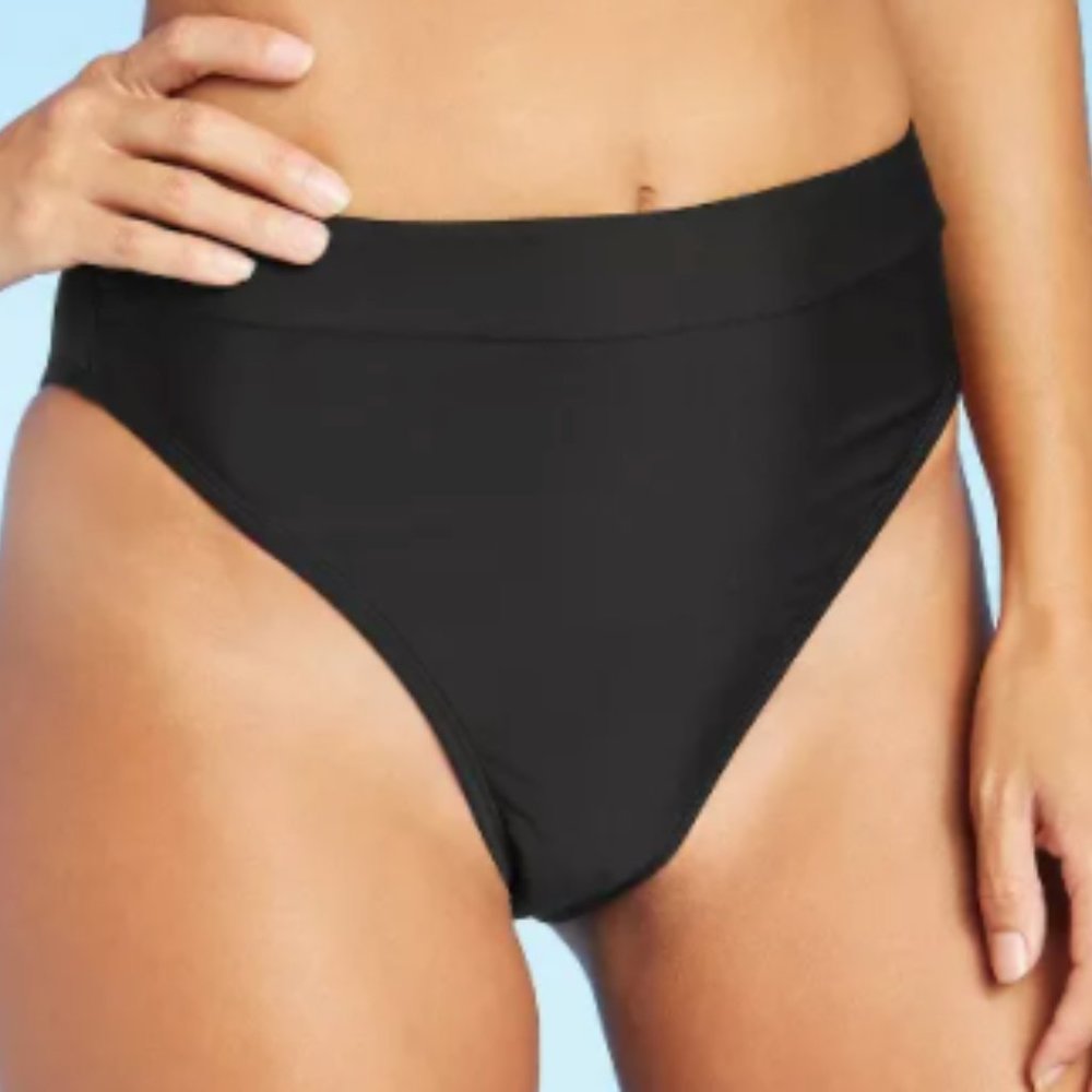 Black Bikini Set Size Large - Picture 4 of 7